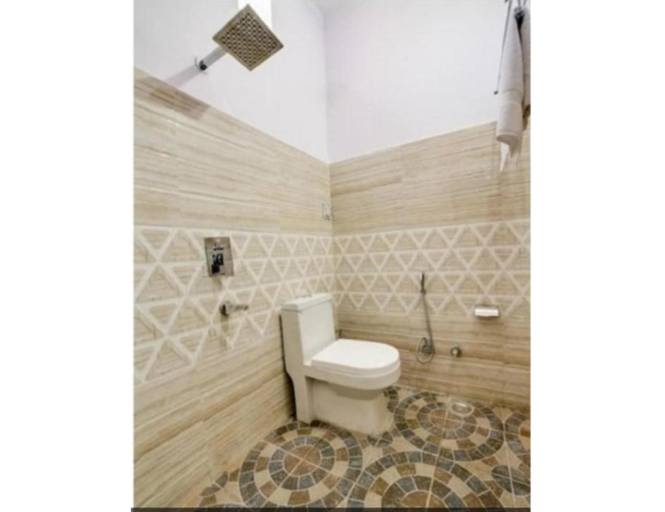 Sudhir Hotel & Banquet, Сонипат Екстериор снимка